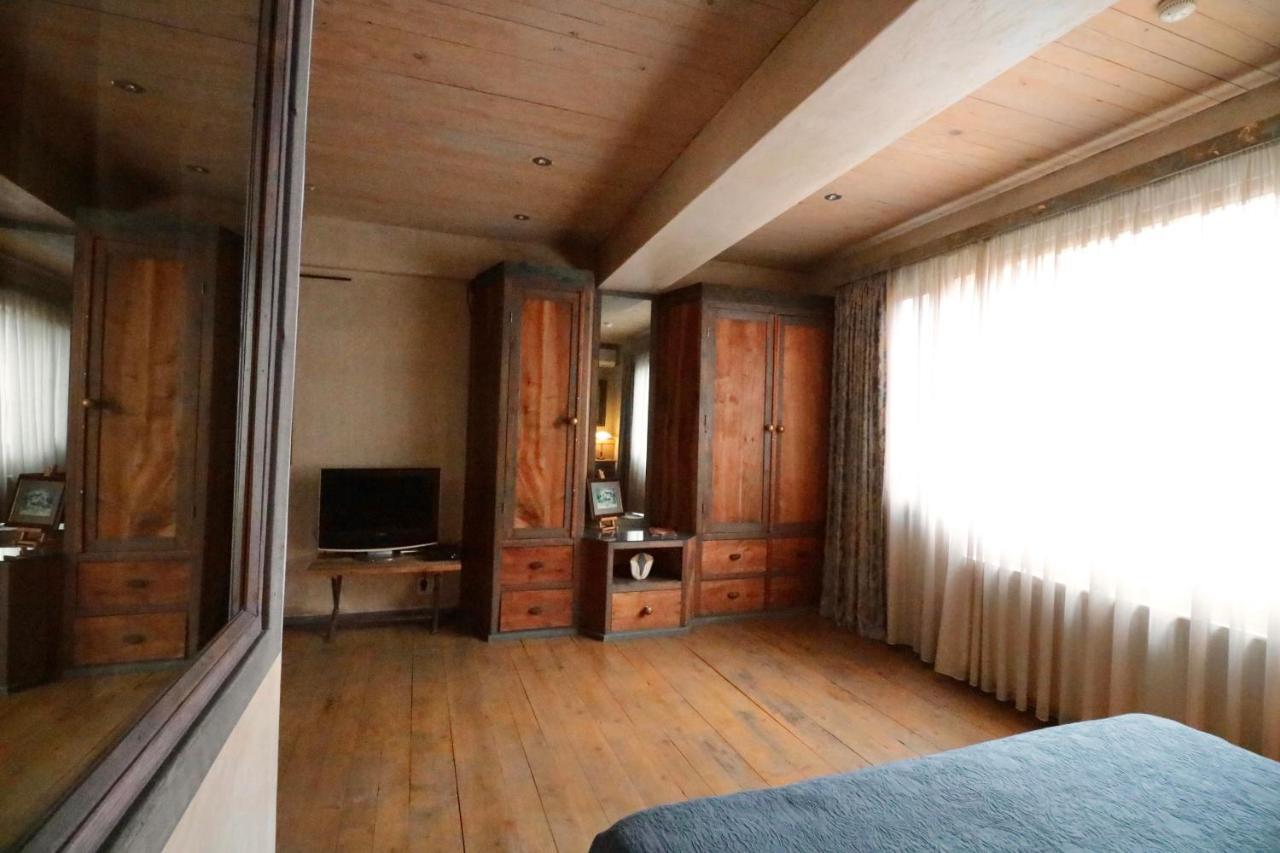 Artists Residence In Tbilisi Buitenkant foto